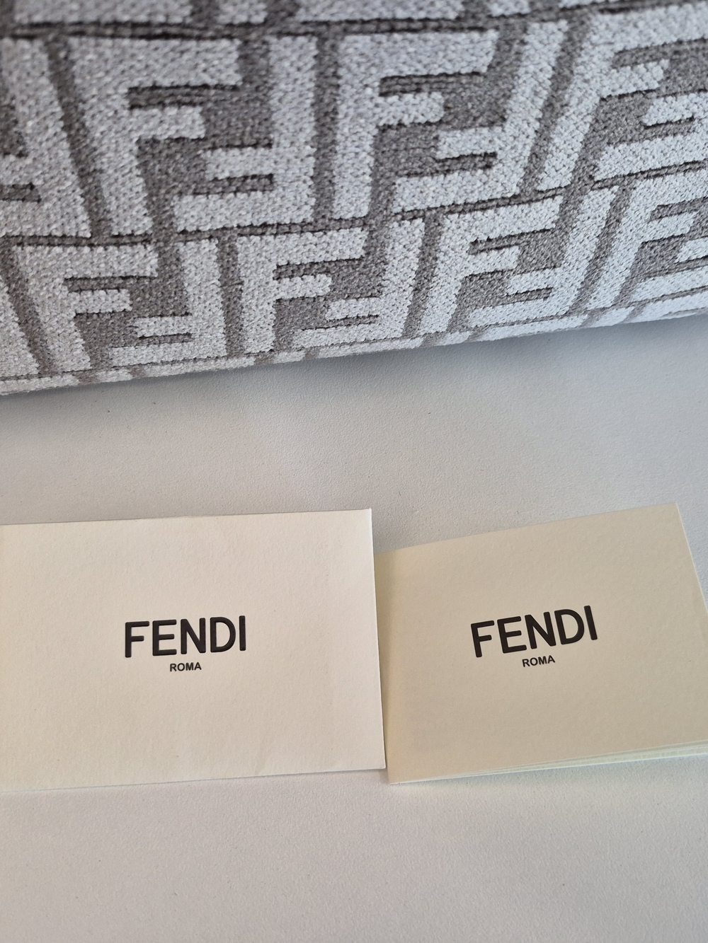 Fendi Roma FF Logo Sunshine Tote in Taupe NWT - Picture 8 of 13